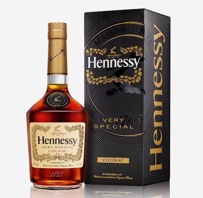Hennessy VS 1 Litre photo 2 of 2